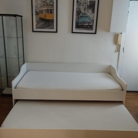 Jolie Appartement A Paris Exterior photo